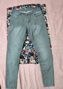 GREY SLIMFIT JEANS