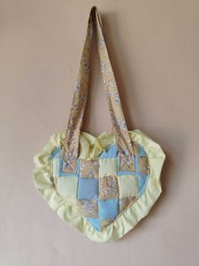 Vintage Heart Quilted Bag