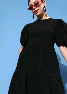 Chic Black Midi Dress