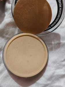 foundation, primer, compact,golden jwellery.