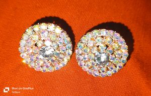 Multishade White Light Weight Earrings