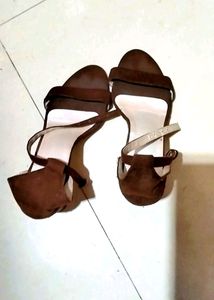 Sale Heels 👠 🔥🔥