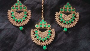 Earings And Mangtika