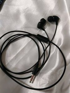 Wired Headphones