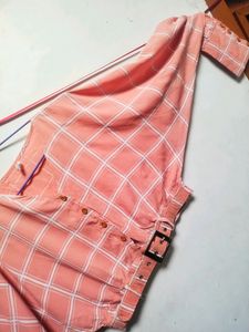 PINK BALLOON SLEEVES CROP TOP WITH BELT