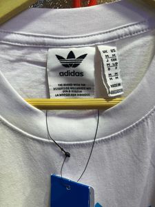 Adidas Premium Tshirt