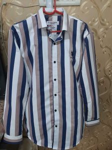 U.S. POLO ASSN. Men&#39;s Regular Fit Shirt
