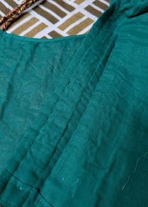 Preloved Saree With Stitched Blouse.💕