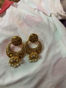 earring