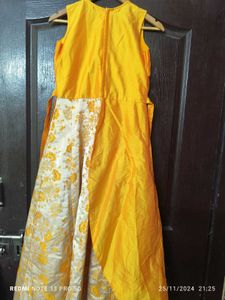 Girl&#39;s Beautiful Gown..