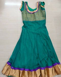 Elegant Green Ethnic Gown (Custom-made)