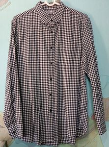 Uniqlo Unisex Shirt.