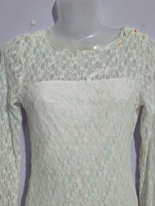 BEAUTIFUL WHITE LACE DRESS