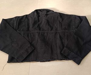 Virgio Black Cropped Denim Jacket, XL Size