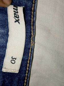 Levi&#39;s Dark Wash Jeans