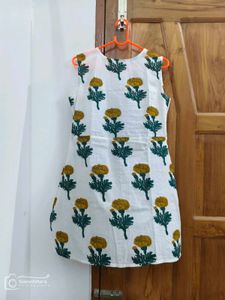 Floral Print Sleeveless Dress