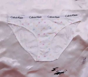 Calvin Klein Bra Panty Set