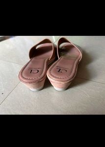 Carlton London Wedges