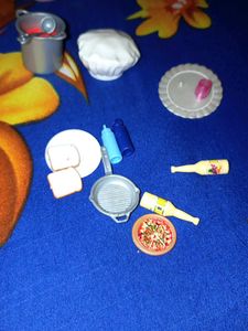 Vintage Barbie Accessories Lot 29 Peice