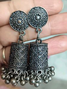 Silver Jhumka Earrings