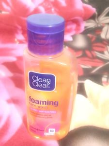 Clean And Clear Foaming Face Wash
