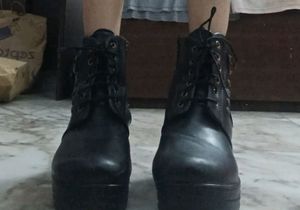 Y2k Black Boots ⛓️✨