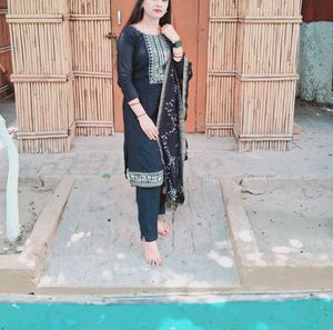 Kurta ,trouser And Dupatta Set