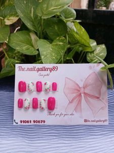 Pink Floral Press-On Nails