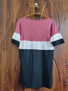 Girls causal Wearing Tshirt.