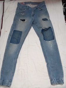 Ripped Jeans