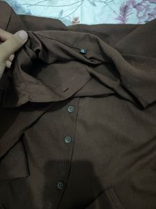 brown shirt