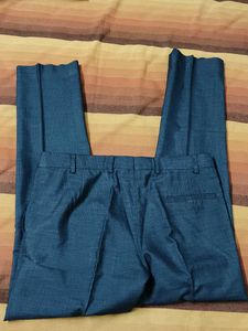 Men Dark Grey Tailored Fit Viscose Formal Trouser