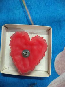 Heart-shaped &#39;LOVE&#39; Candle