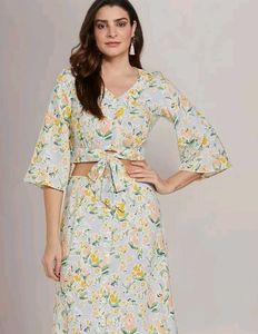 AND Floral Top
