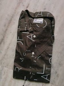 Men's Casual Button-Down Shirt