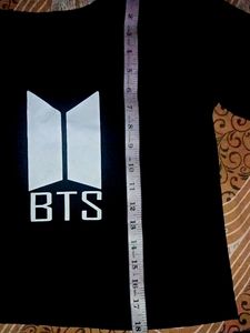 BTS Crop Top ✨...