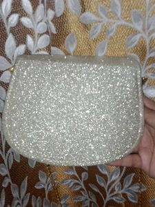 Sparkling Clutch