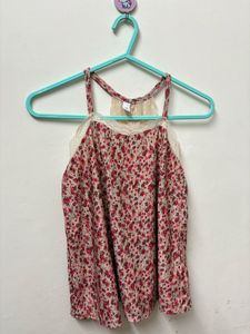 FLORAL TOP