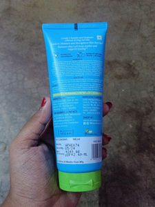 Aqualogica 5 Barrier+Repair Gentle Cleanser