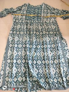 Combo Of 2 Kurta Sets