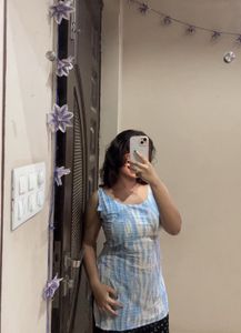 Blue And White Tie-Dye Knot Short Kurti