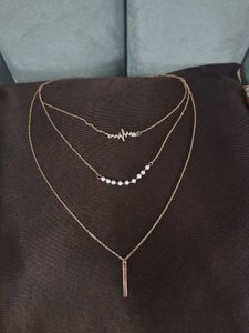 ✨️Triple Layered Necklace✨️