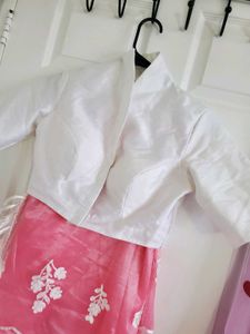 Pink Embroidered  Heavy Saree With Stitched Blouse