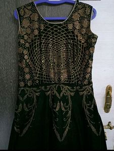 green designer Gown🔥 ❤️ velvet
