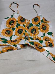 Beautiful Sunflower Print Top..
