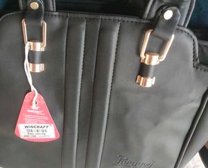 LEATHER LADIES BAG
