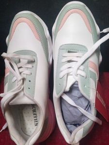 Sports Shoes