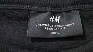 H&amp;M Oversized Black Sweatshirt (men&#39;s)