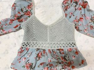 crochet full sleeves floral top