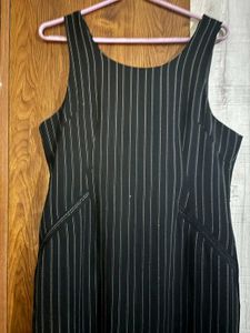 thread Striped Sleeveless bodycon Dress